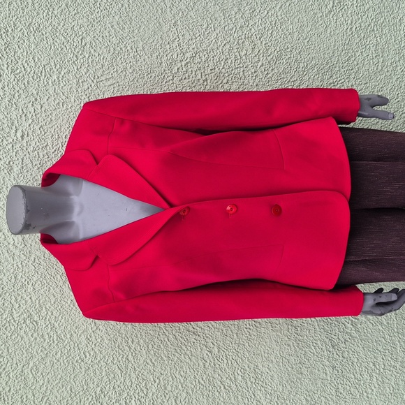 Le Suit Petite (Macau) Women's Red (3) Button Luxe Blazer - Picture 1 of 17
